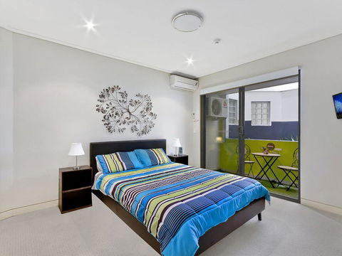 Coast Luxury Apartment 3 - Accommodation Brisbane 2