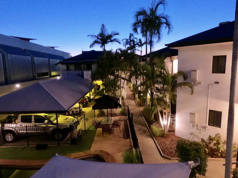 Coffee House Apartment Motel - Accommodation Brisbane 2