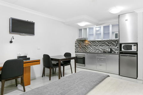 Comfort Inn & Suites Burwood - Accommodation Brisbane 3
