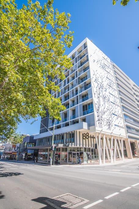 Comfortable Studio At The Central Of Chatswood - Accommodation Brisbane 3