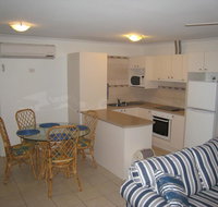 Como Apartments - Geraldton - Accommodation Brisbane