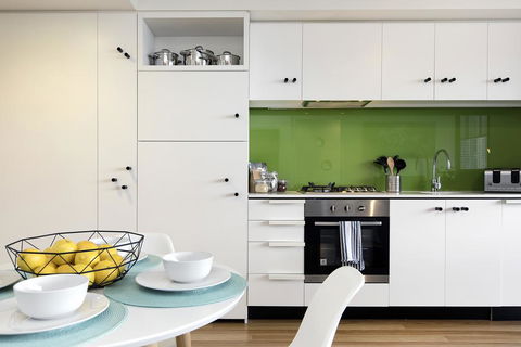 Complete Host Guild Apartments - Accommodation Brisbane 2