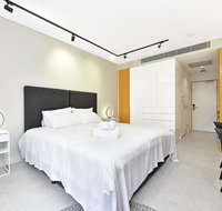 Contemporary brand new central located studio - Accommodation Brisbane