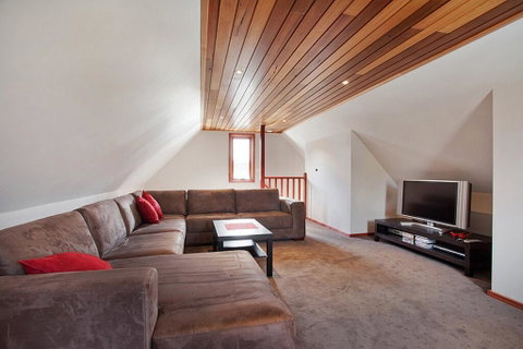 Cool Change - Accommodation Brisbane 1