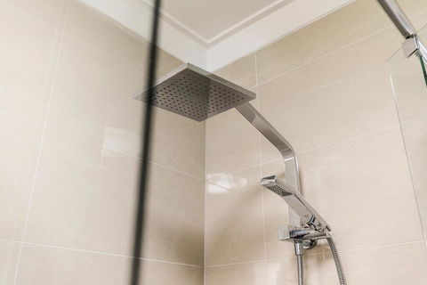 Cool Quiet Modern Secure Walking Distance To Perth And Landmarks - Accommodation Brisbane 2