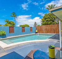 Coolum Waves Pet Friendly Holiday House - Accommodation Brisbane