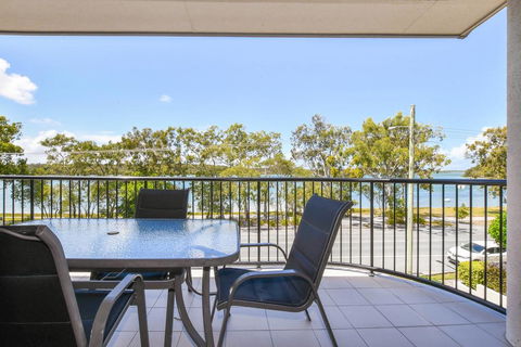 Coral Breeze Penthouse - Accommodation Brisbane 0