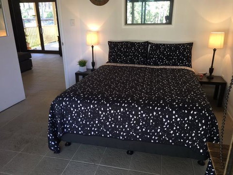 Corroboree Spa Cabin- Eaglereach - Accommodation Brisbane 2