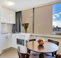 Cosmopolitan apartment at College St - Accommodation Brisbane