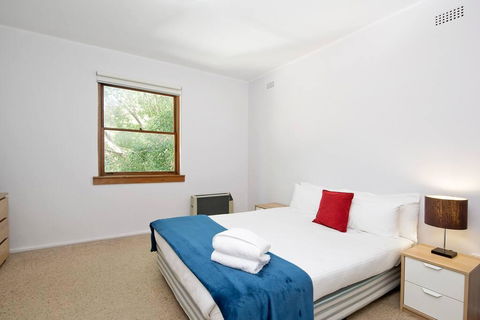 Cosy 2BR Plus Parking In Nth Sydney - Accommodation Brisbane 2