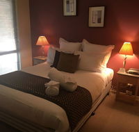 Cottage 1 Relax and Self Isolate in With Hot Tub - Accommodation Brisbane
