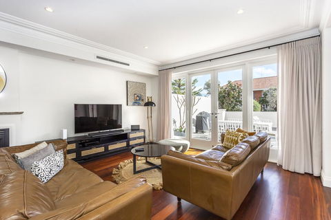 Cottesloe Aqua Retreat - Executive Escapes - Accommodation Brisbane 3