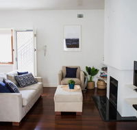 Cottesloe Beach Villa With Large Courtyard Sleeps 4 - Accommodation Brisbane