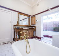 Cottesloe Eclectic House - Accommodation Brisbane