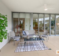 COTTON BEACH 85 - PRIVATE Mid Floor APARTMENT - Accommodation Brisbane