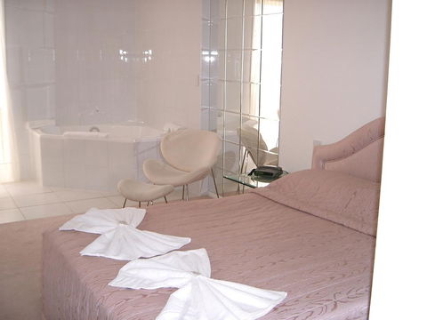 Cottonwood Motor Inn - Accommodation Brisbane 1