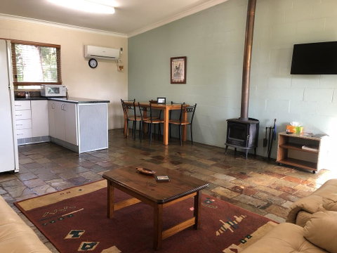 Country Cottages Of Bridgetown - Accommodation Brisbane 3