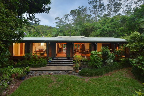 Cow Bay Homestay B&B - Accommodation Brisbane 0
