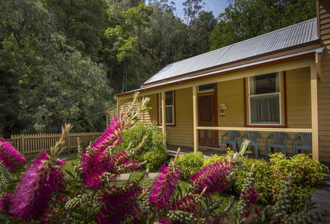 Creek Cottage - Accommodation Brisbane 1