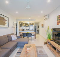 Crocs on Cavenagh - Accommodation Brisbane