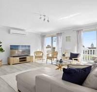 Culburra Beach Retreat - close to two beaches - Accommodation Brisbane