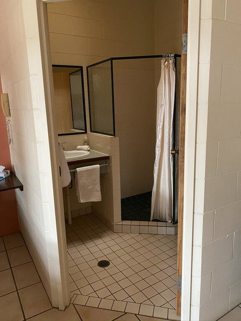 Curtain Fig Motel - Accommodation Brisbane 3
