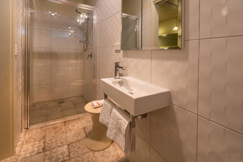 Cygnet, Studio On Sturt - Accommodation Brisbane 3