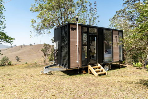Dam It Getaway Tiny House - Accommodation Brisbane 0