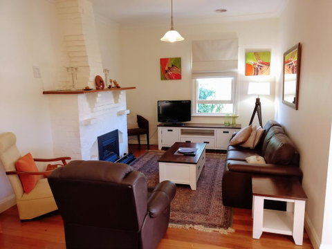 Darling House Castlemaine - Accommodation Brisbane 3