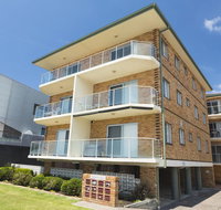 Debra Court Unit 1