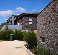 Delicate and Peaceful Bundoora Townhouse 11 - Accommodation Brisbane