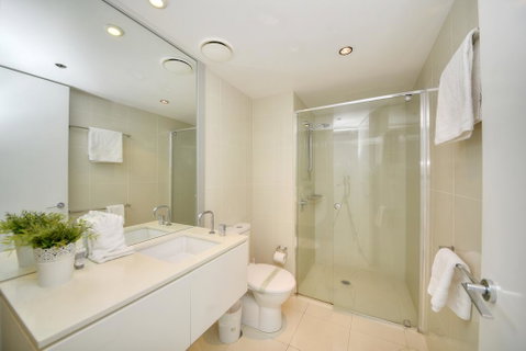 Deluxe Private Apartment In Surfers Paradise - Accommodation Brisbane 0