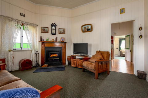 Dillons Cottage - Accommodation Brisbane 3