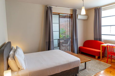 Dive Hotel - Accommodation Brisbane 1