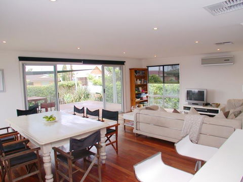 Do Drop Inn - Accommodation Brisbane 0