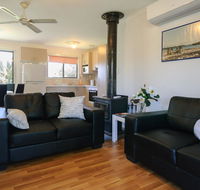 Dom's Place - Accommodation Brisbane