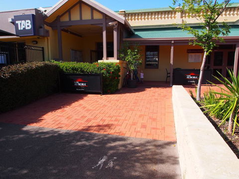 Dongara Hotel Motel - Accommodation Brisbane 0