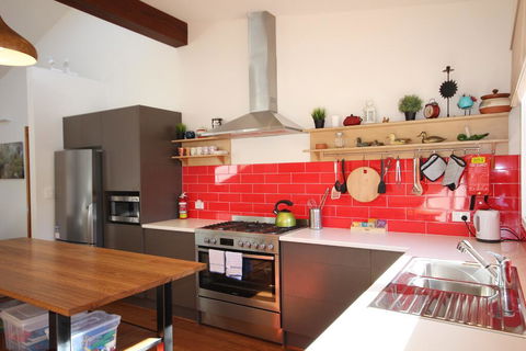 Ducknow - Accommodation Brisbane 1