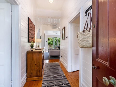 EAMONT ON SACKVILLE - Accommodation Brisbane 0