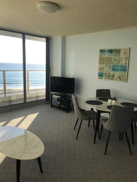 Ebbtide, Unit 23, 2-6 North St, Forster - Accommodation Brisbane 3