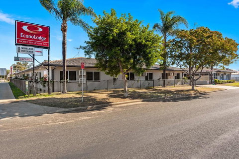Econo Lodge Moree Spa Motor Inn - Accommodation Brisbane 1