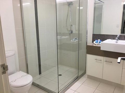 Eden By The Bay - Accommodation Brisbane 3