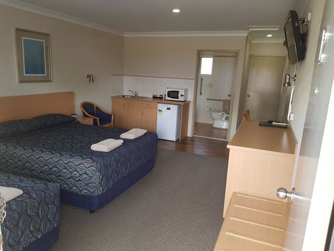 Edward Parry Motel And Apartments - Accommodation Brisbane 3