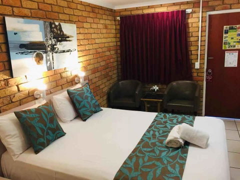 Emerald Highlands Motel - Accommodation Brisbane 1
