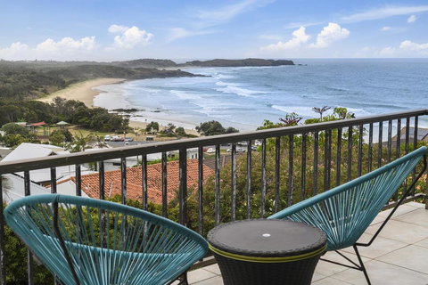 Emerald Views - Accommodation Brisbane 0