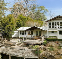 Equanimity - Beautiful character filled house - Accommodation Brisbane