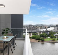 Executive Family 3 Bedroom Suite - Brisbane CBD - Views - Pool - WIFI - Free parking - Accommodation Brisbane