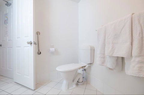 Fabulous Kangaroo Point 3 Bedroom Apartment - Accommodation Brisbane 2