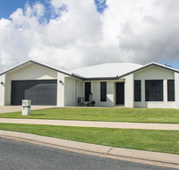 Family Friendly Holiday Home - Accommodation Brisbane