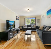 Family Getaway - Walk to Bay Beach - Accommodation Brisbane